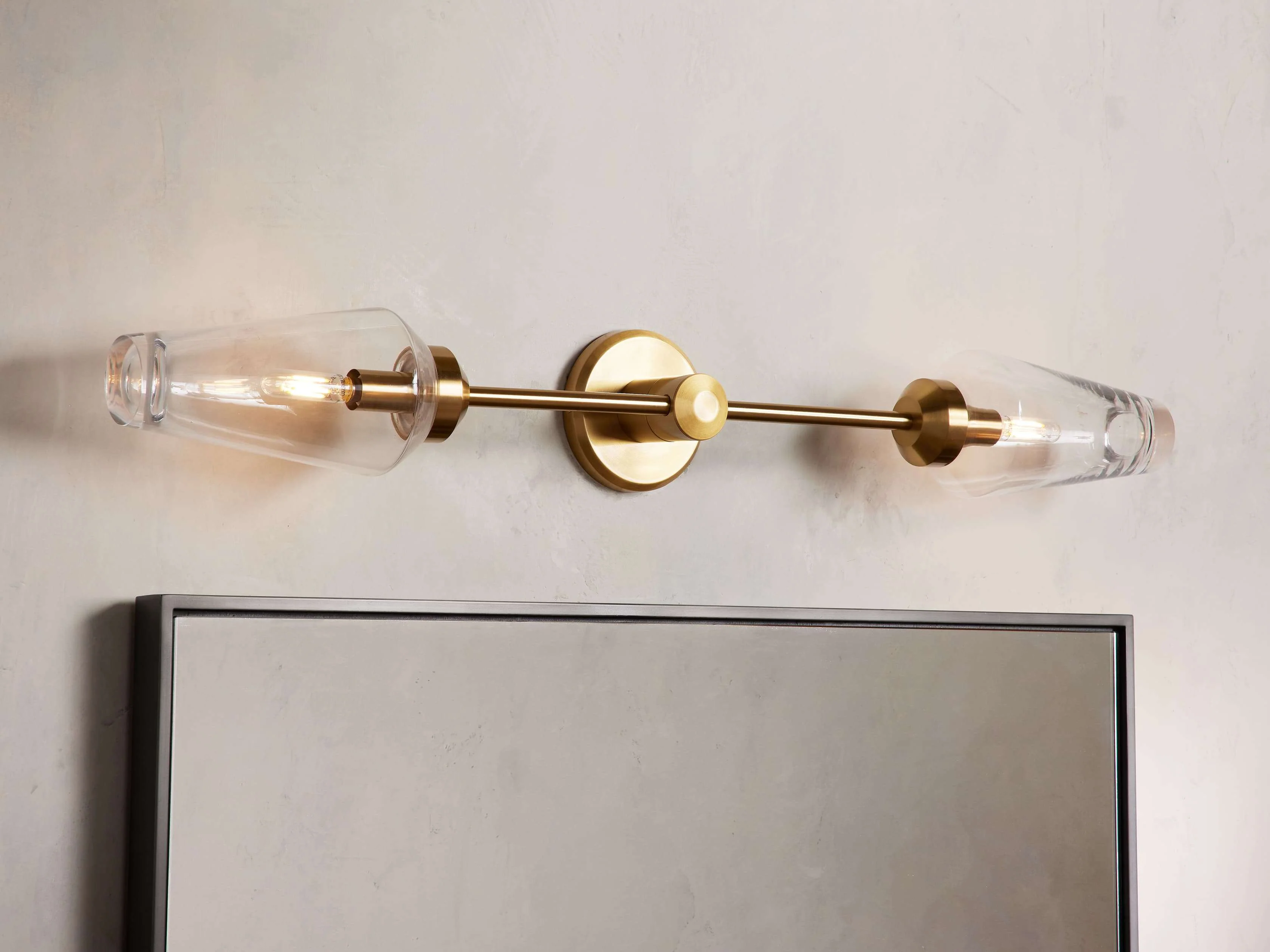 Arrow Minimal Focal Wall Light - Image 13