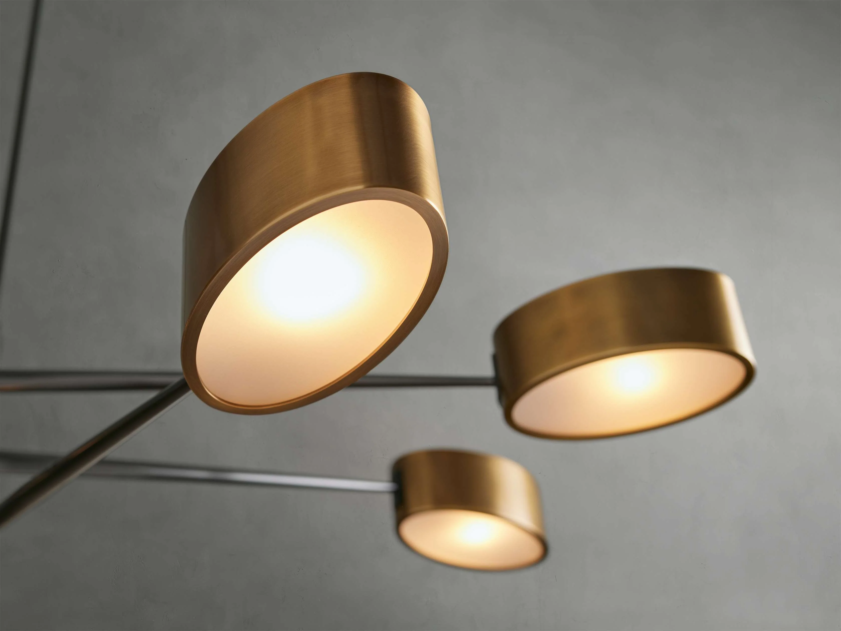 Etoile Satellite Glow Array Chandelier - Image 4