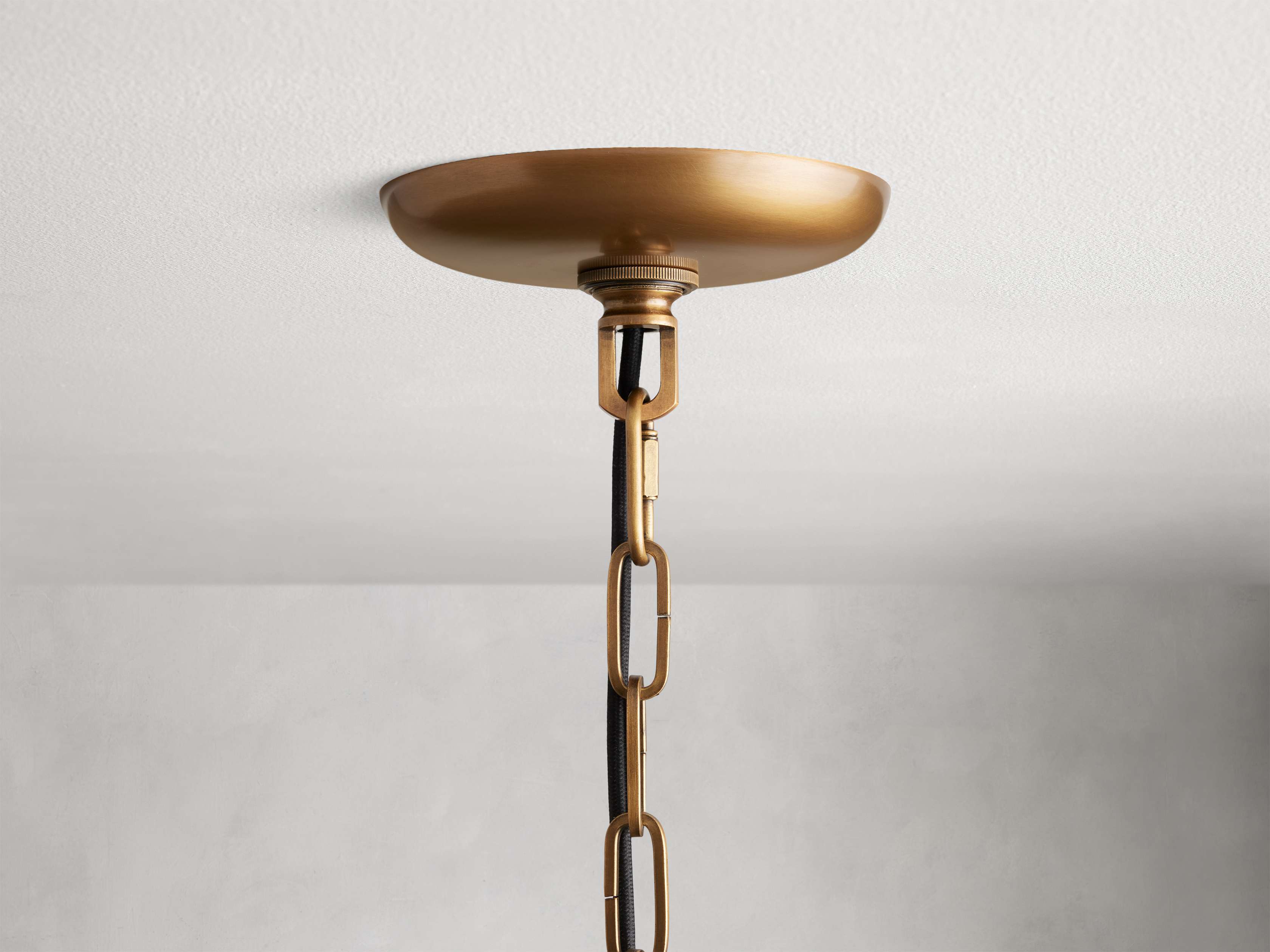 Ghiaccio Rippled Glass Round Chandelier - Image 24
