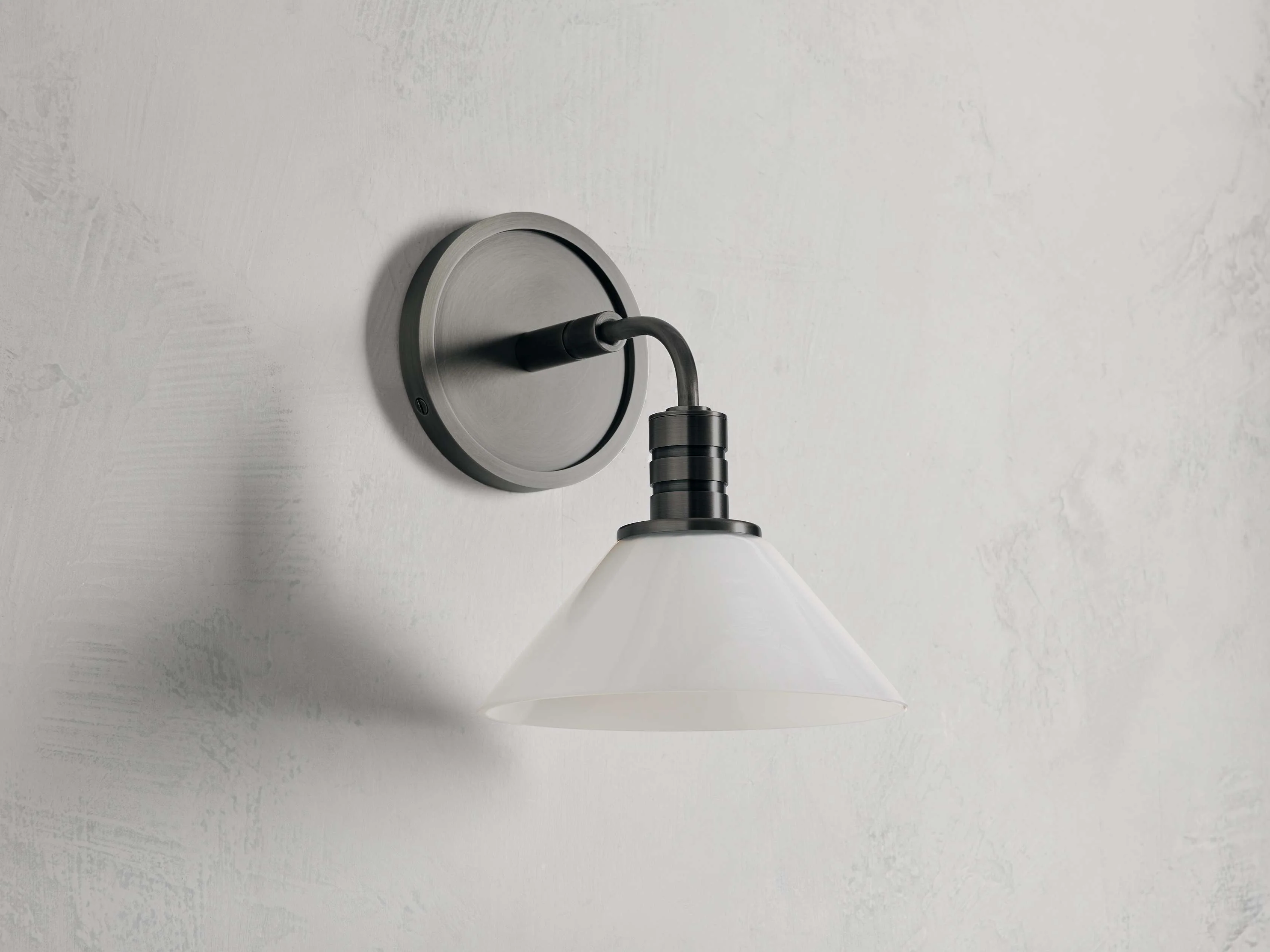 Theron Cone Cluster Wall Sconce - Image 10