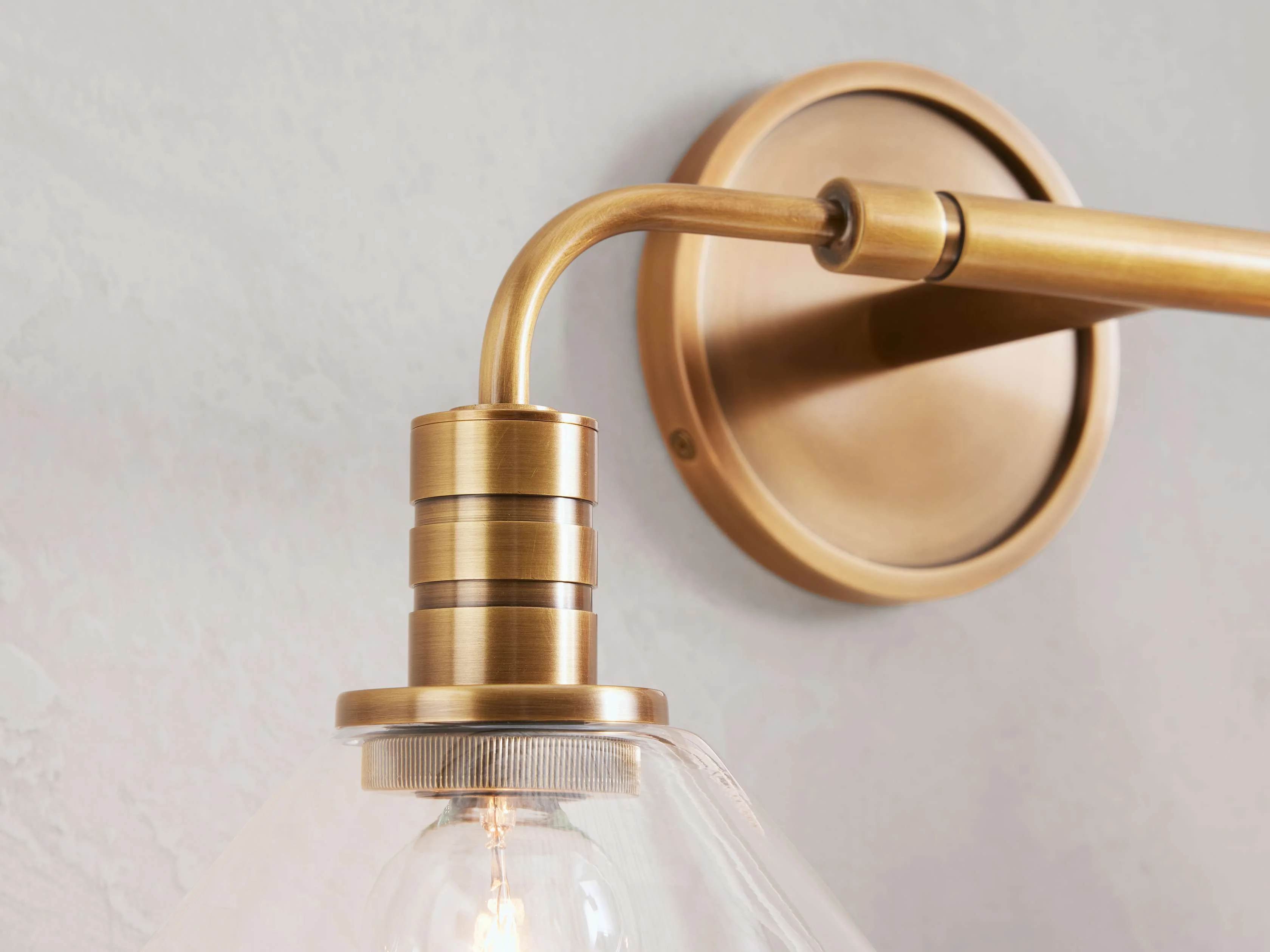 Theron Cone Cluster Wall Sconce - Image 15